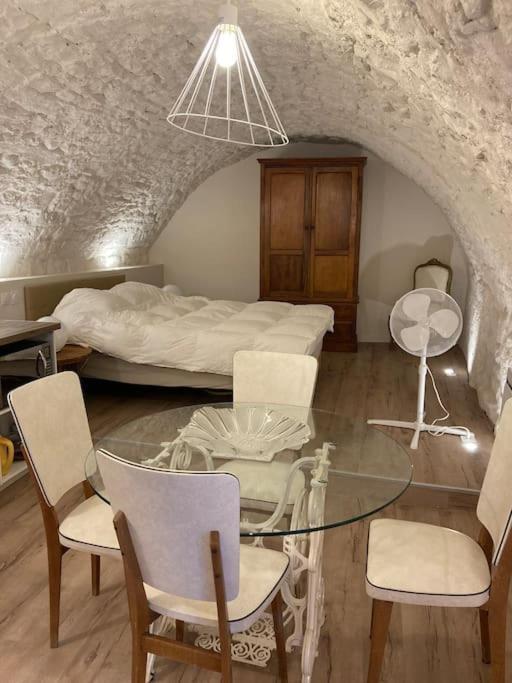 Les Matelles : Charmant Logement En Pierres Zewnętrze zdjęcie